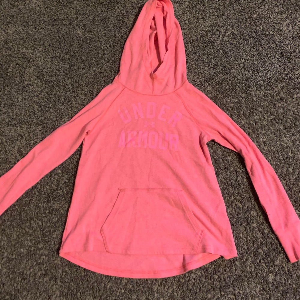 Under armor longsleeve with hood